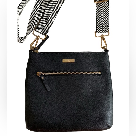 Kate Spade crossbody black leather gold hardware striped strap EUC authentic - Picture 2 of 6